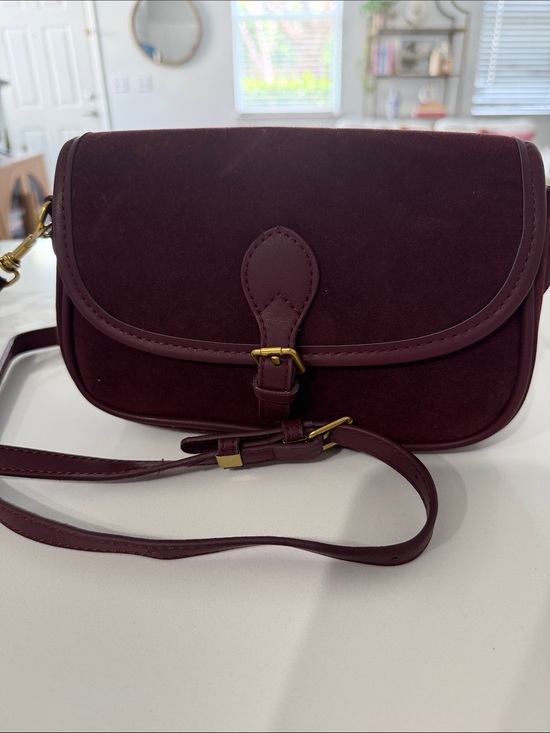 Handbags - Classic Burgundy Crossbody Saddle Bag - Unbranded